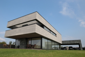 AUSGEFÜHRTE PROJEKTE
